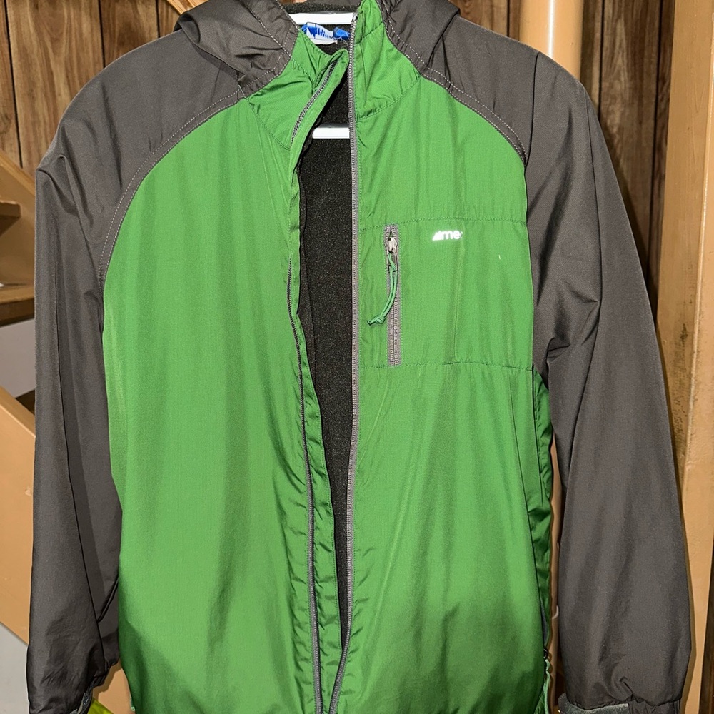 MEC Kids Raincoat in Vibrant Green and Charcoal